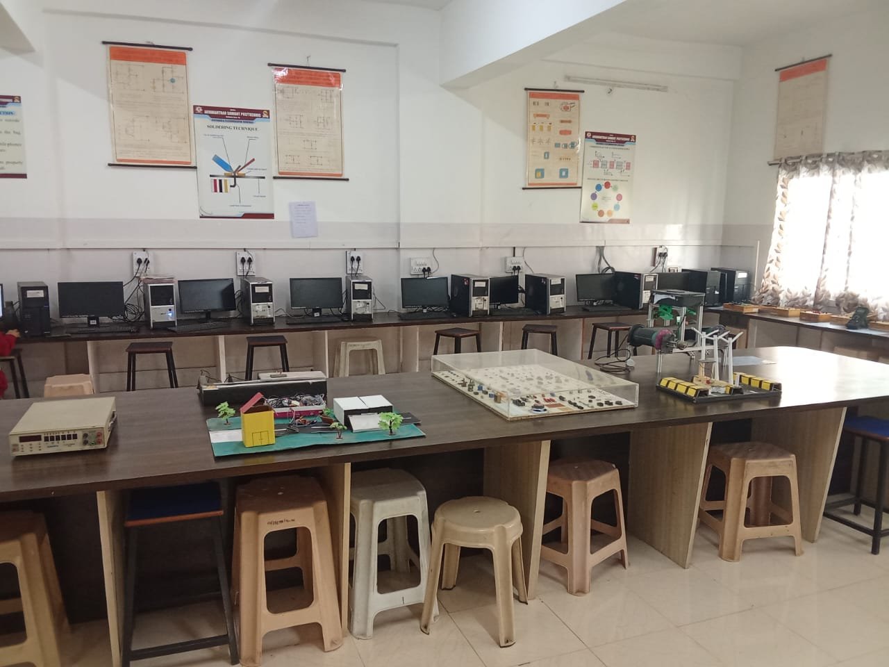 Basic Electronics Lab
